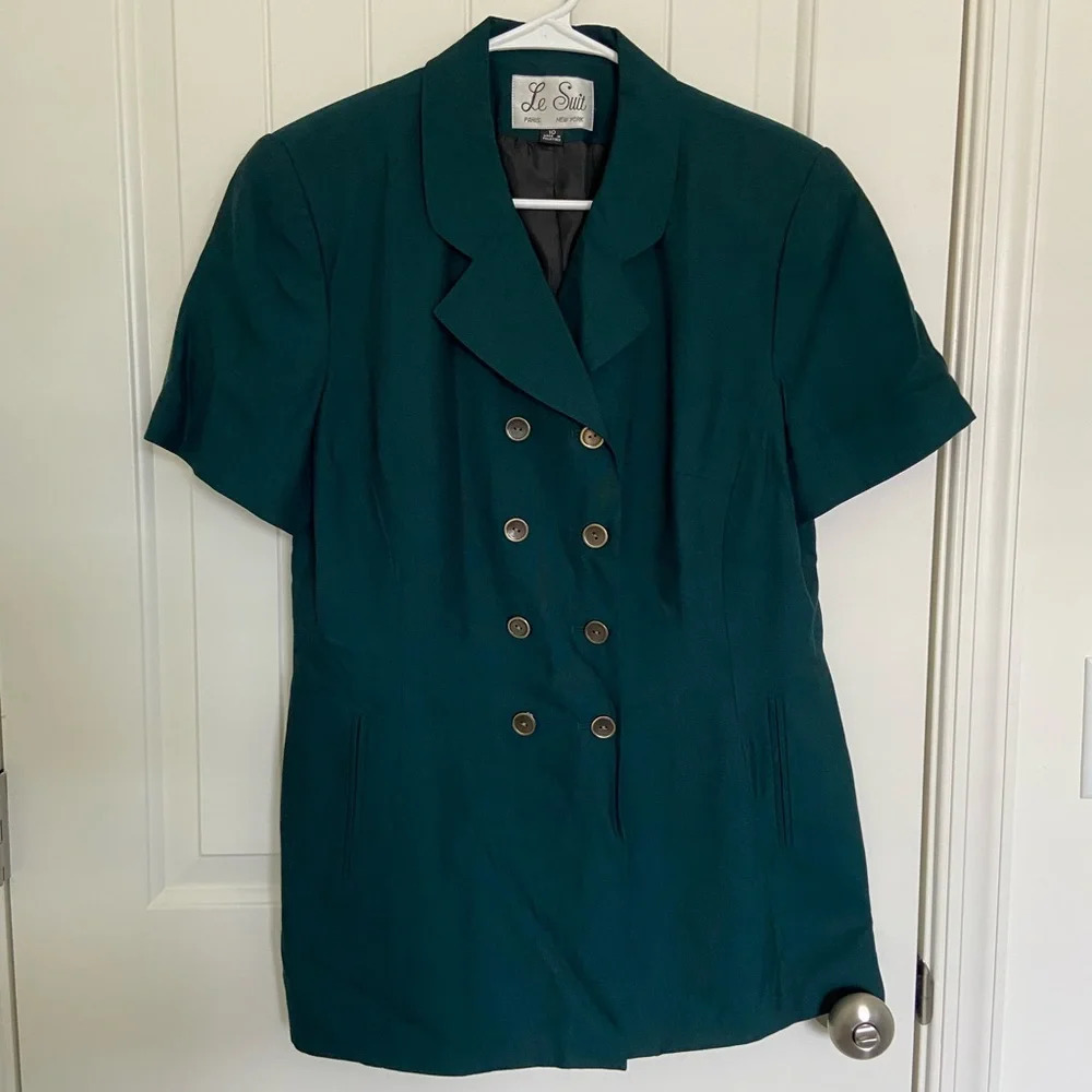 EUC |โ Vintage Le Suit Paris New York womenโs double button blazer โ size 10